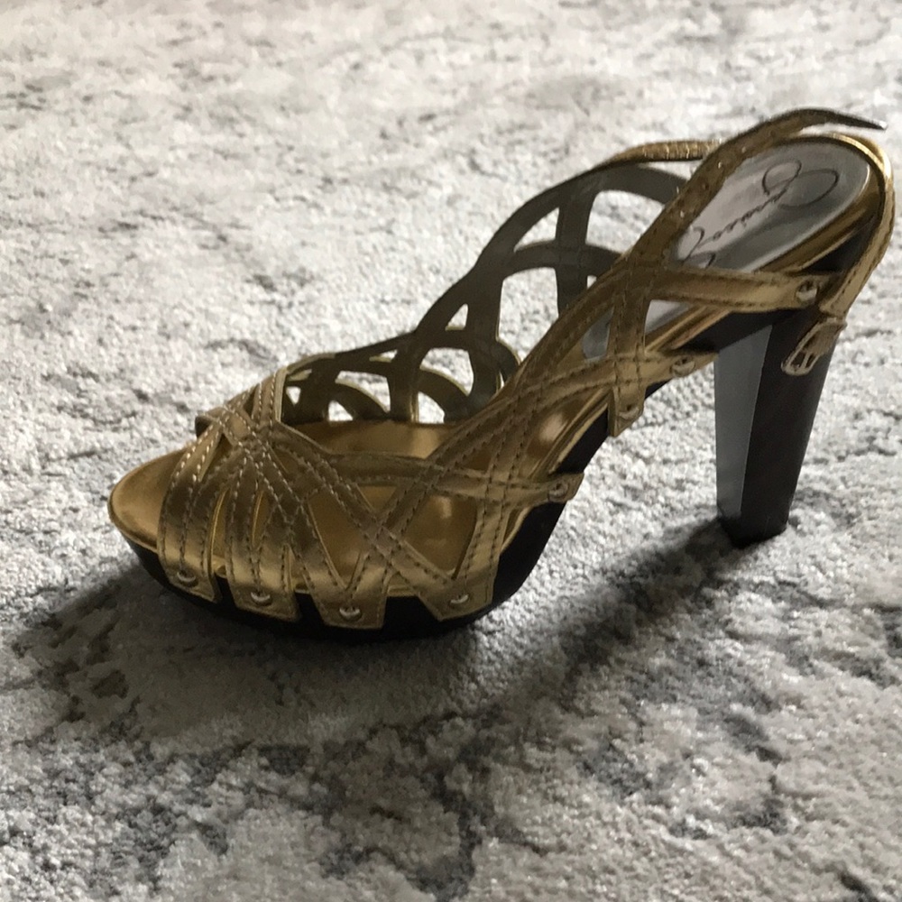 NWB Jessica Simpson new metallic leather heels 6.5